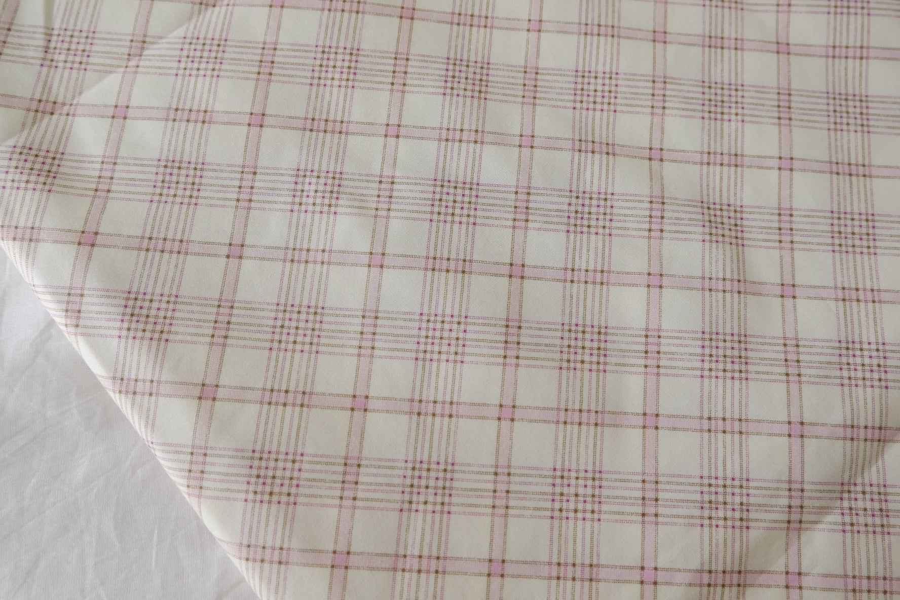 Pink Plaid Structured Cotton Fabric – 1.6 yd