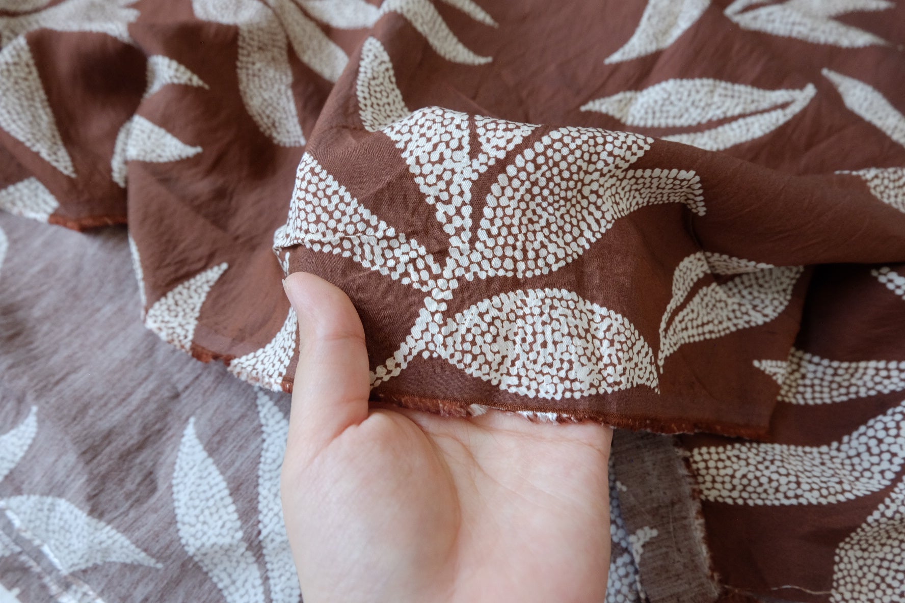 Cocoa White Leaf Tencel-Linen Fabric - 3.72 yd / 2.62 yd