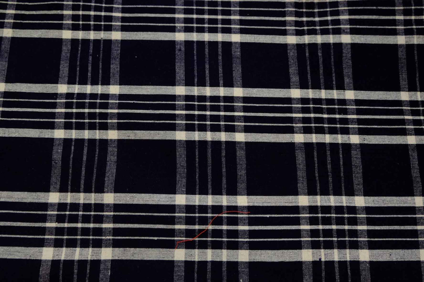 A002 Northern Graph: Black & White Check Tǔbù - 58.5cm Width - BUBBO