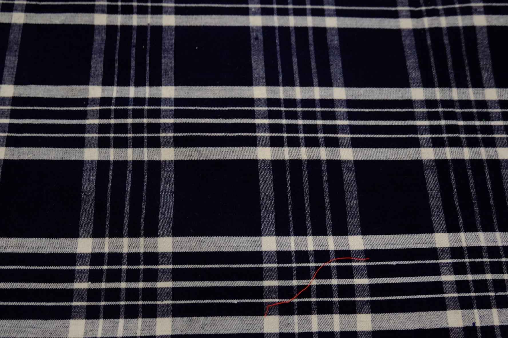 A002 Northern Graph: Black & White Check Tǔbù - 58.5cm Width - BUBBO