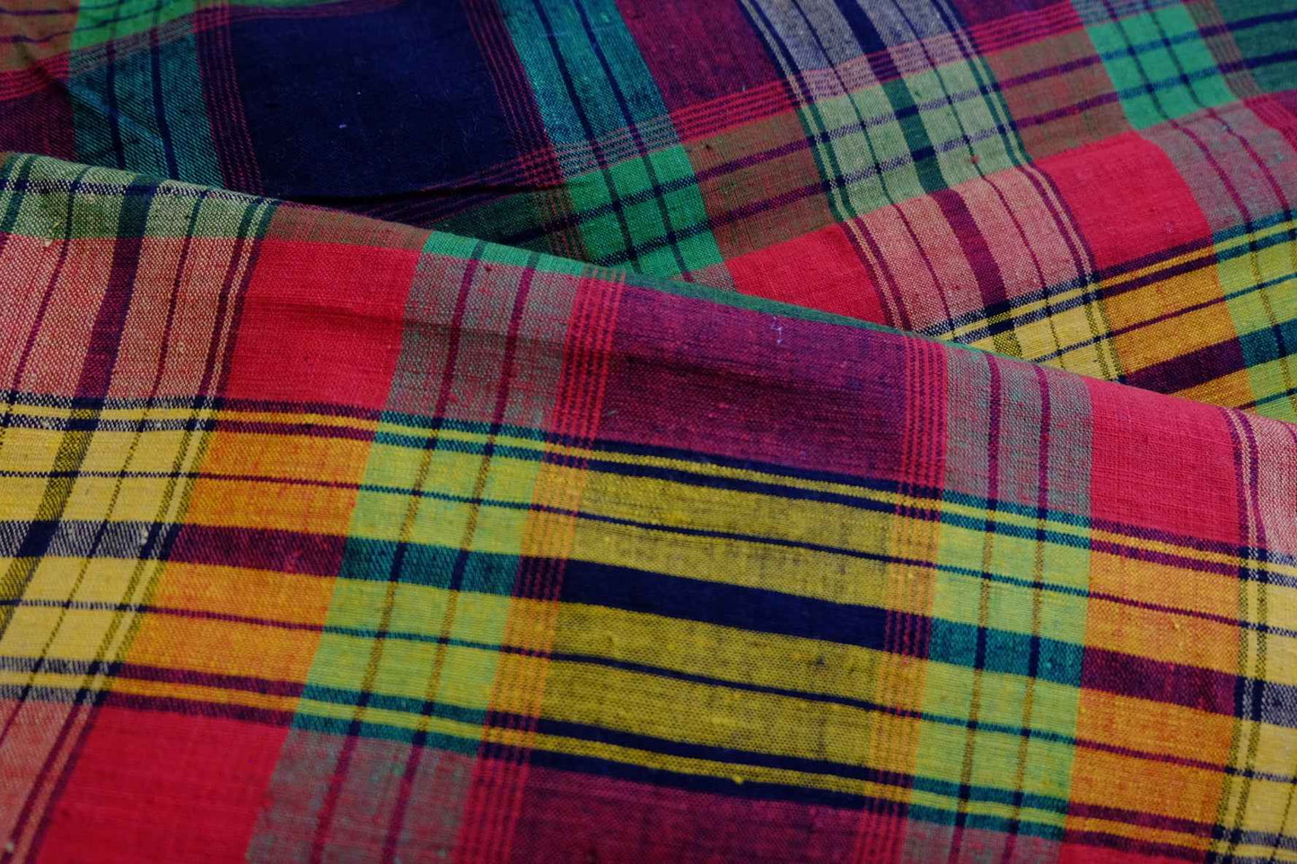A003 Spice Bazaar: Northern Check Tǔbù in Ruby, Emerald & Gold - 53cm Width - BUBBO