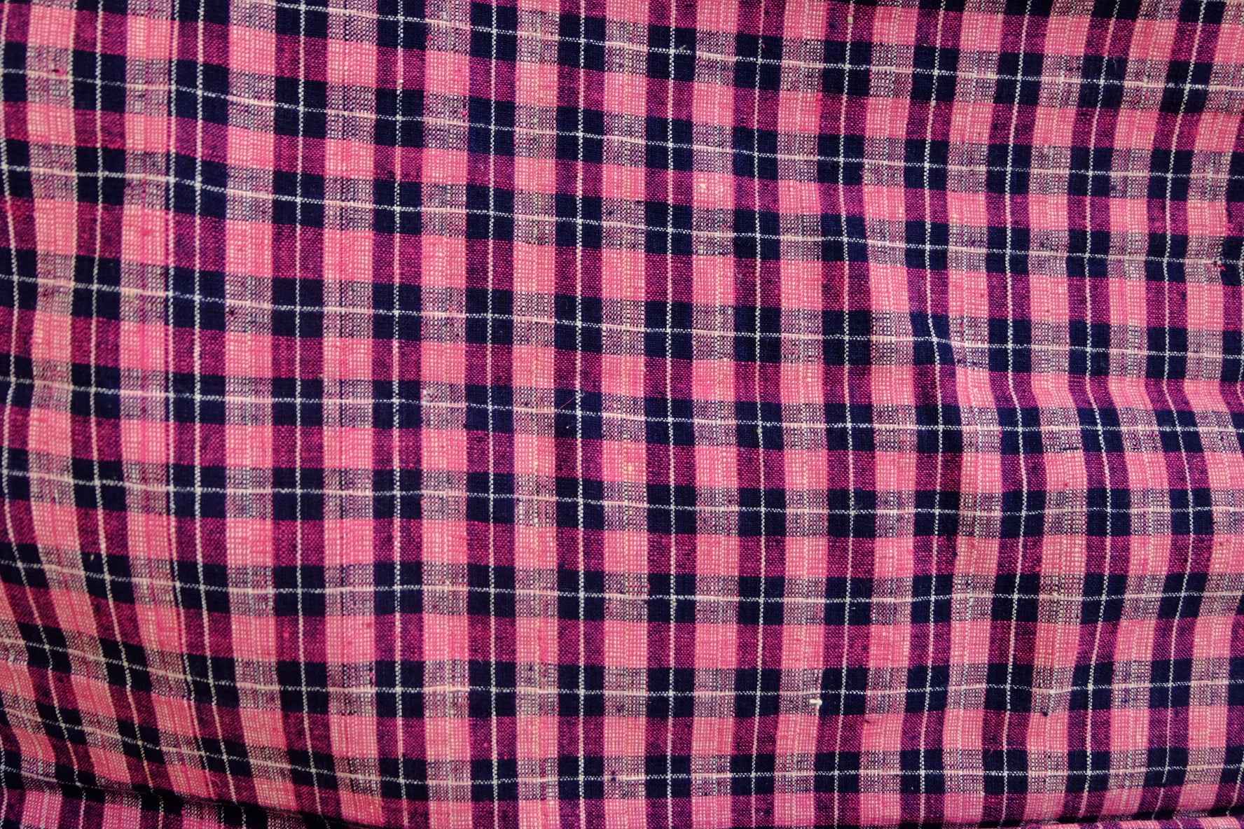 A004 Peach Noir: Northern Check Tǔbù with Dotted Accents - 45cm Width - BUBBO