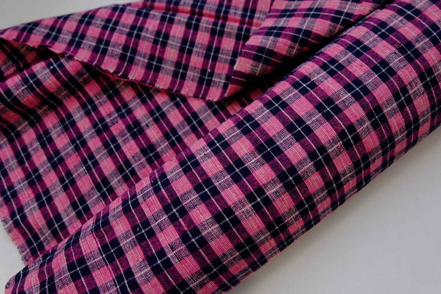 A004 Peach Noir: Northern Check Tǔbù with Dotted Accents - 45cm Width - BUBBO