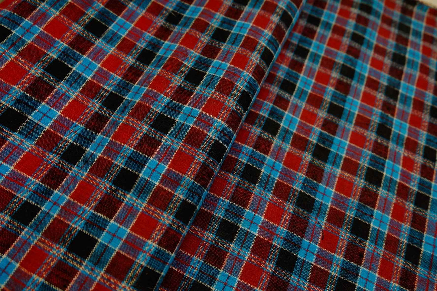 A006 Sky Grid: Northern Tǔbù in Scarlet & Azure - 51cm Width - BUBBO