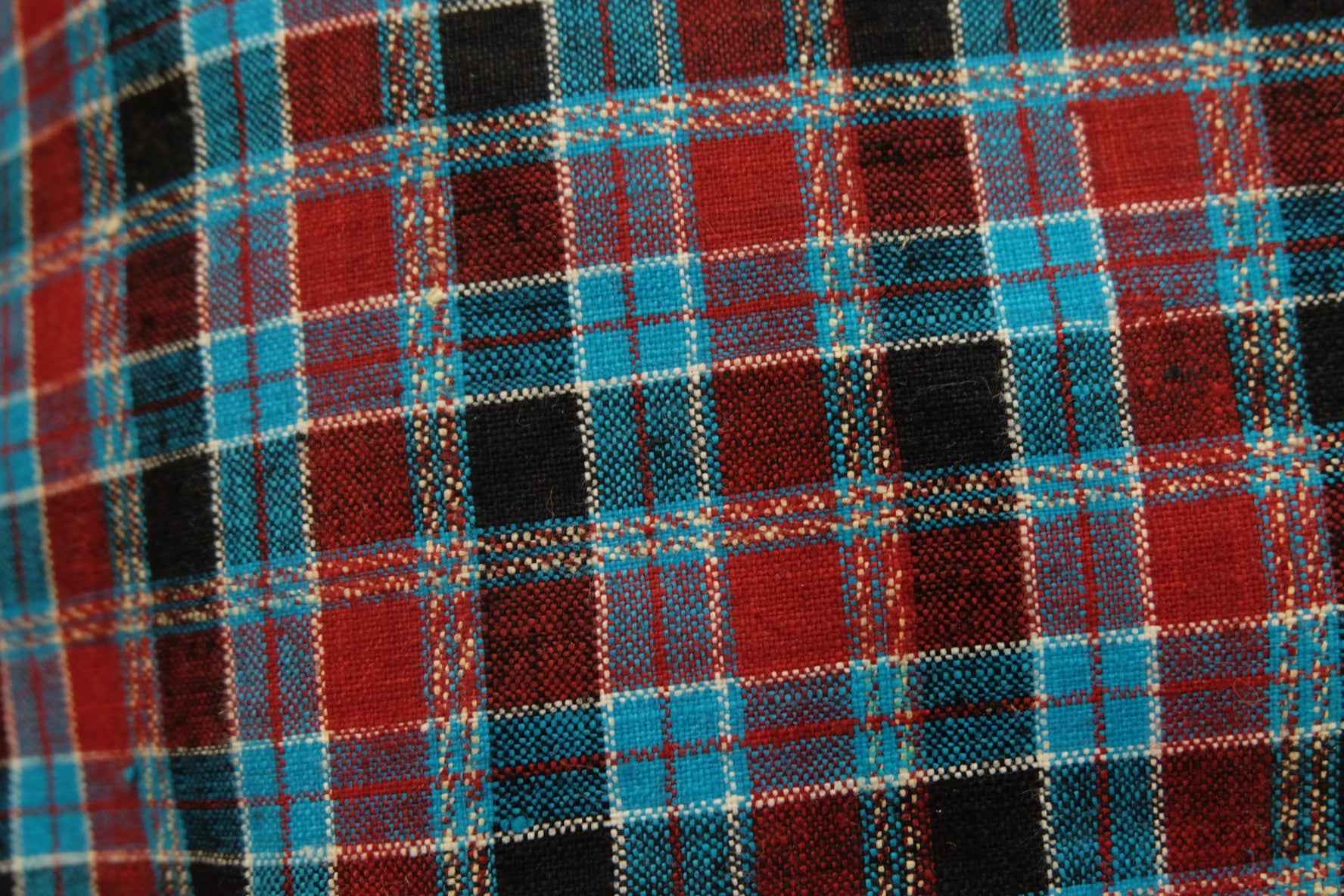 A006 Sky Grid: Northern Tǔbù in Scarlet & Azure - 51cm Width - BUBBO