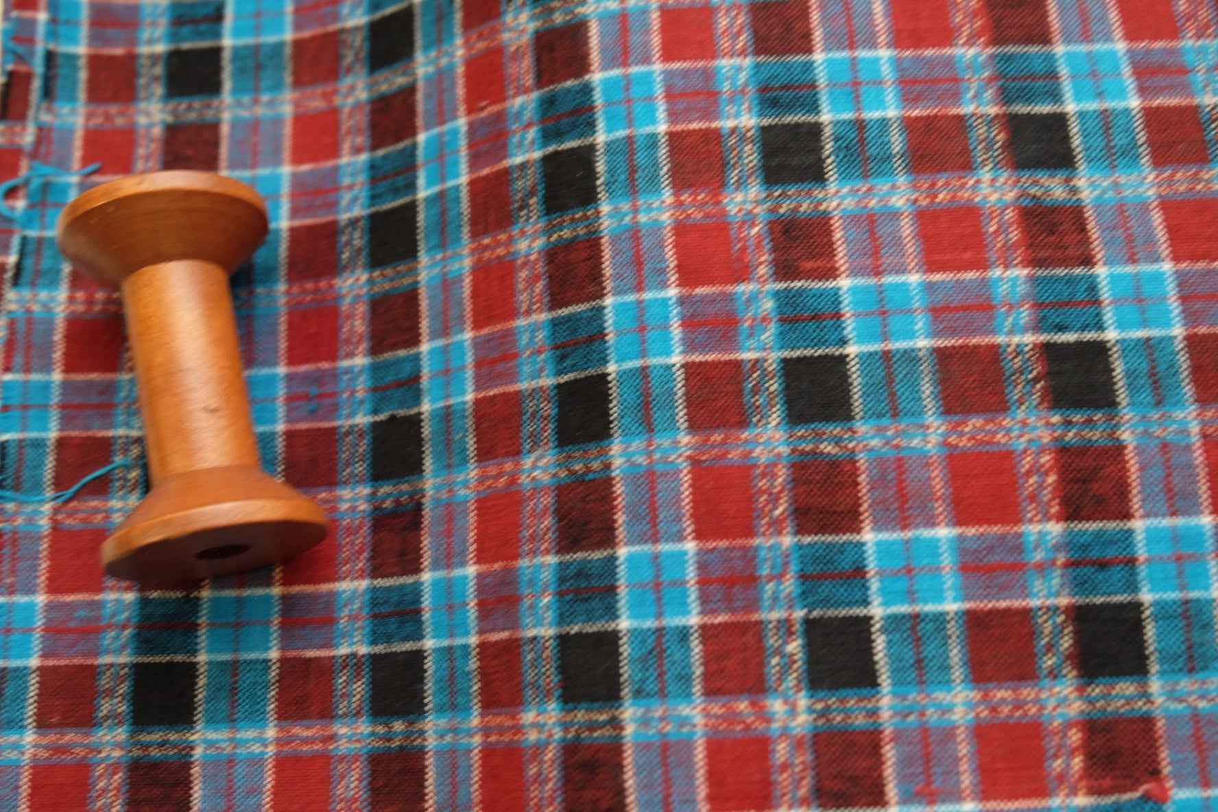 A006 Sky Grid: Northern Tǔbù in Scarlet & Azure - 51cm Width - BUBBO