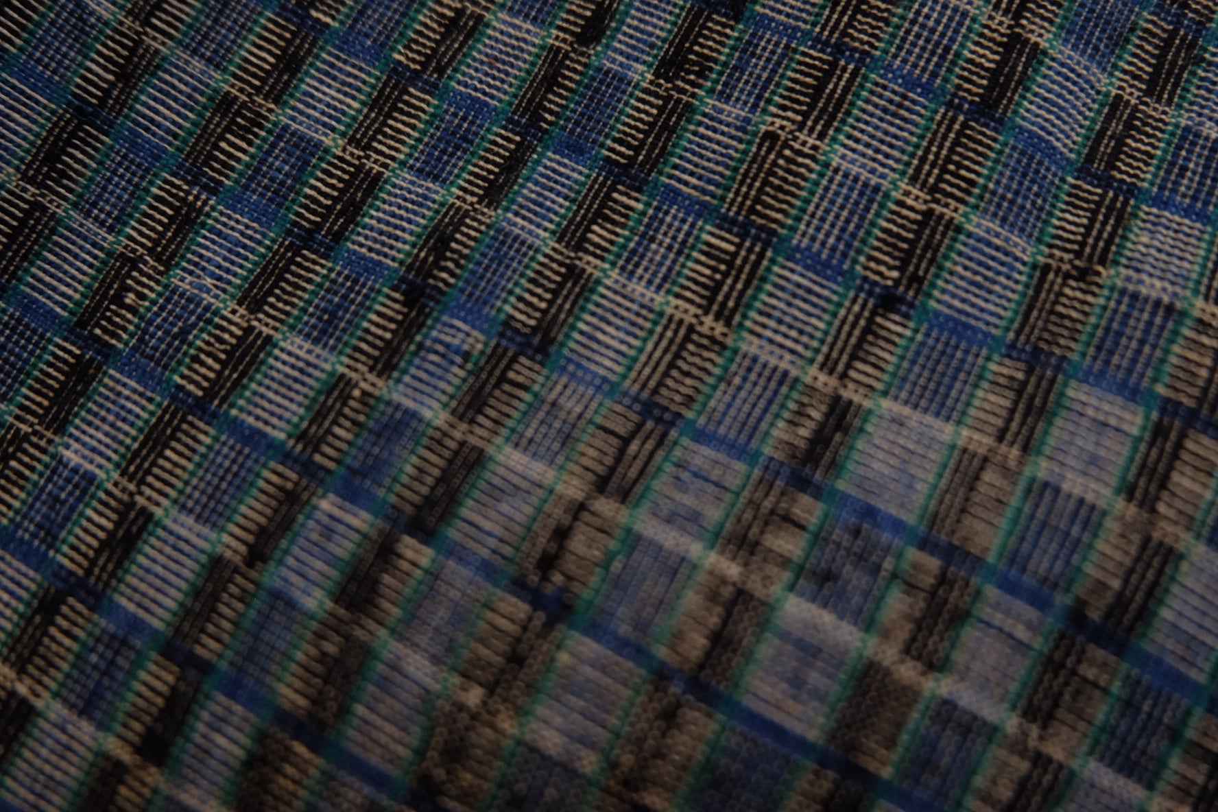 A012 Silk - Blend Reed: Southern Tǔbù in Midnight & Sapphire - 35.5cm Width - BUBBO