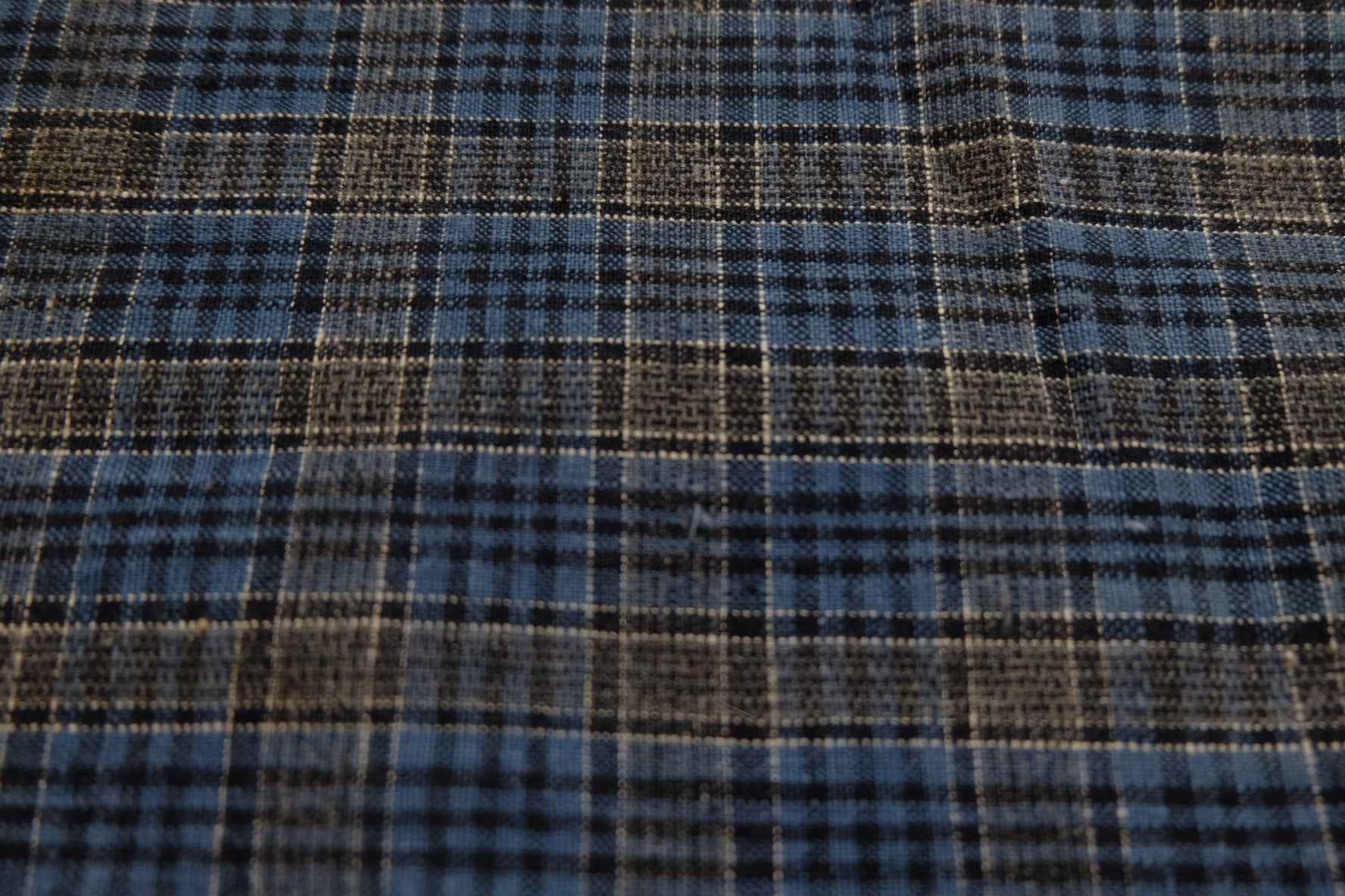 A014 Ash - Blue Check: Plant Ash Dyed Tǔbù with Special Loom's Head - 33cm Width - BUBBO