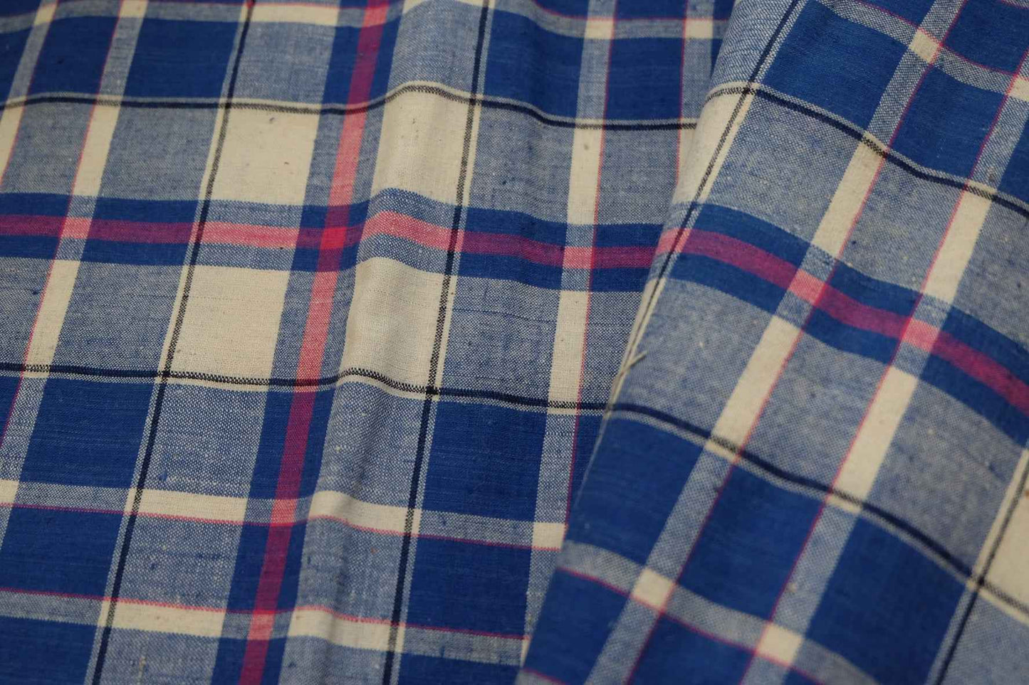 A021 Azure Grid: White Tǔbù with Blue Check & Red Accents - 35.5cm Width - BUBBO