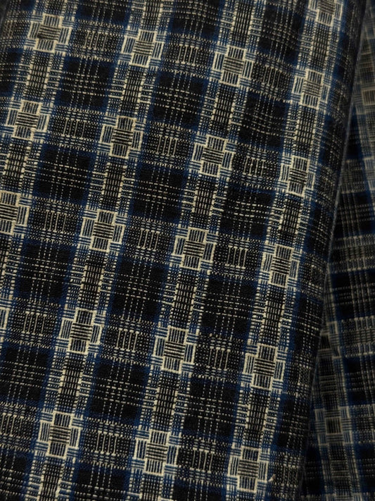 A042 Midnight Glyph: Reversible 'Kou' Pattern Tǔbù in Indigo & White - 33cm Width - BUBBO