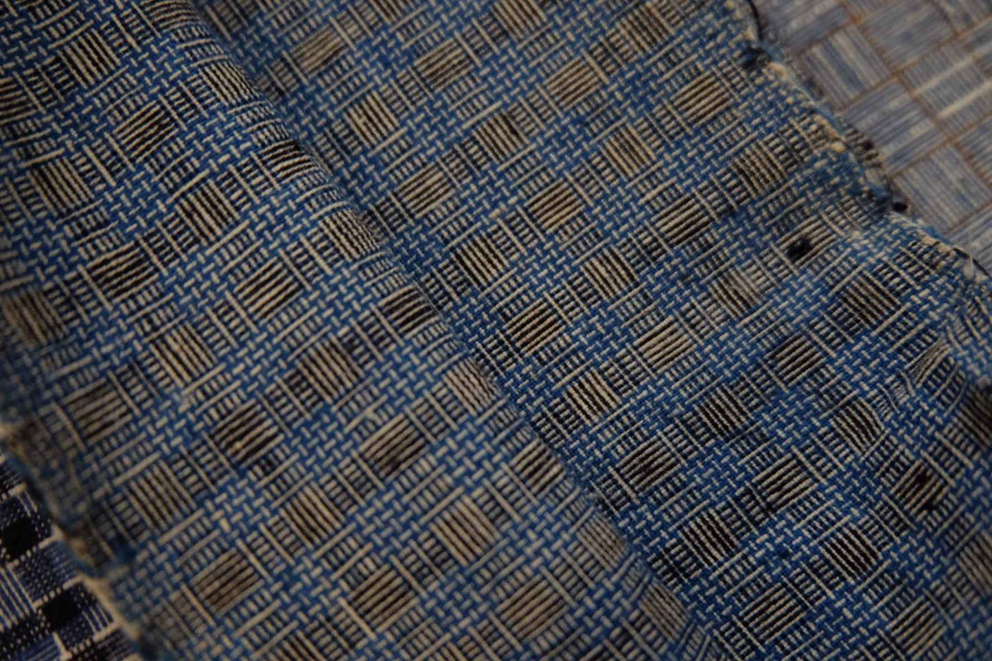 A043 The Reed Mat Pattern Collection: A Set of Narrow Heritage Cloth - BUBBO