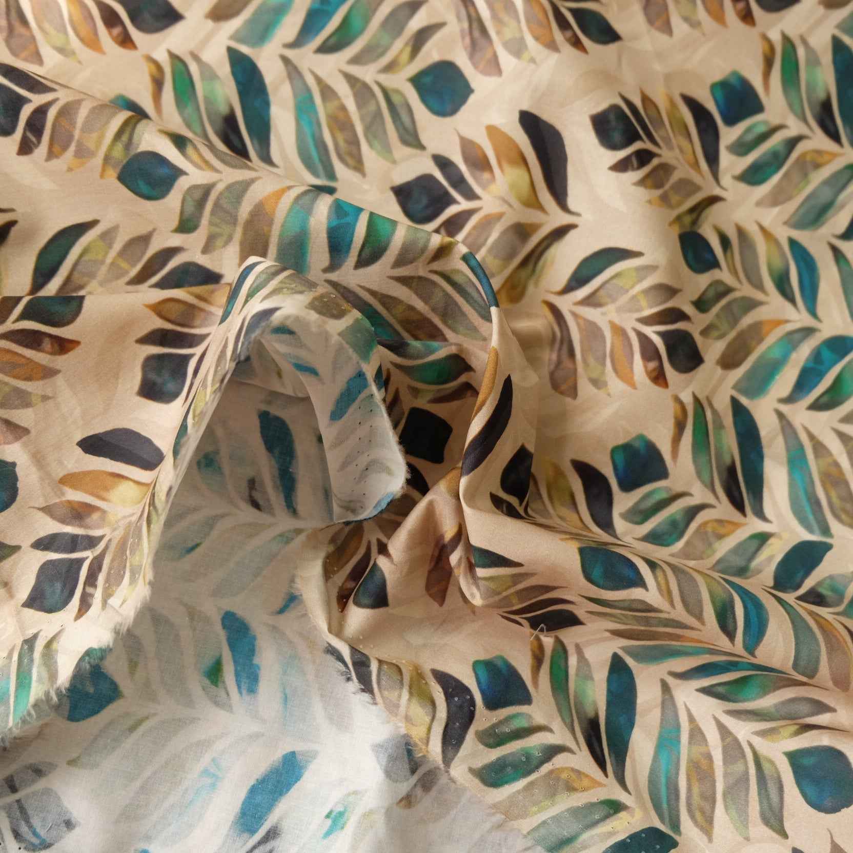 Abstract Leaf Cotton Fabric – Lightweight 60s Cotton for Skirts & Dresses (1.75 yd)