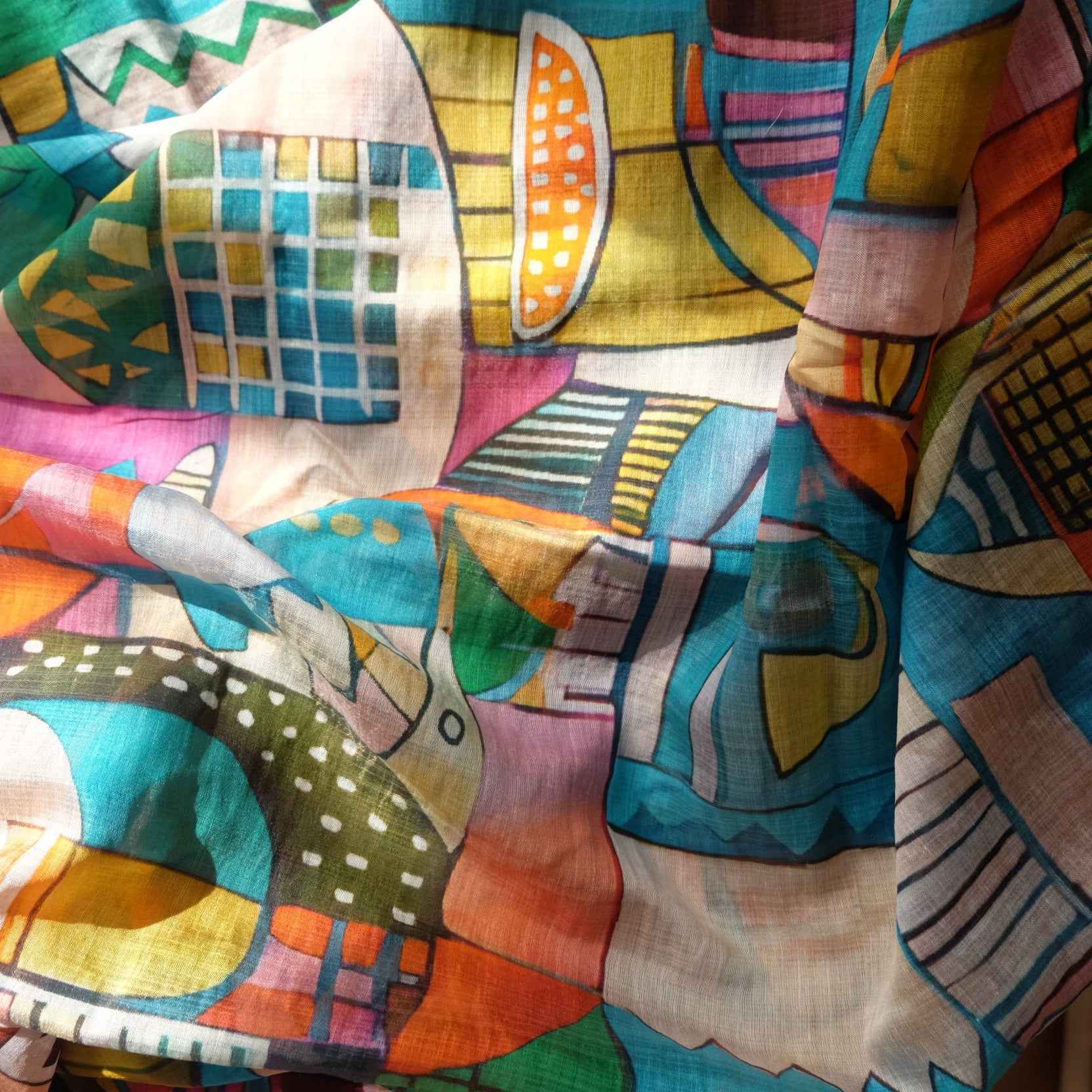 Abstract TENCEL™ Rayon Lightweight Summer Fabric – 1.64 yd