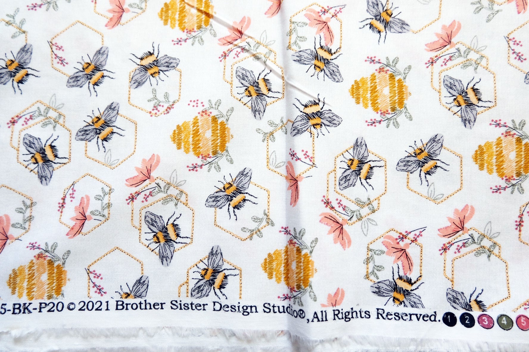 Bee & Honeycomb Print Cotton Fabric – 3.3 Yards - BUBBO