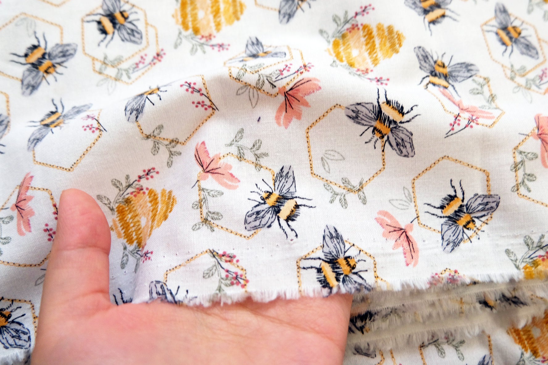 Bee & Honeycomb Print Cotton Fabric – 3.3 Yards - BUBBO