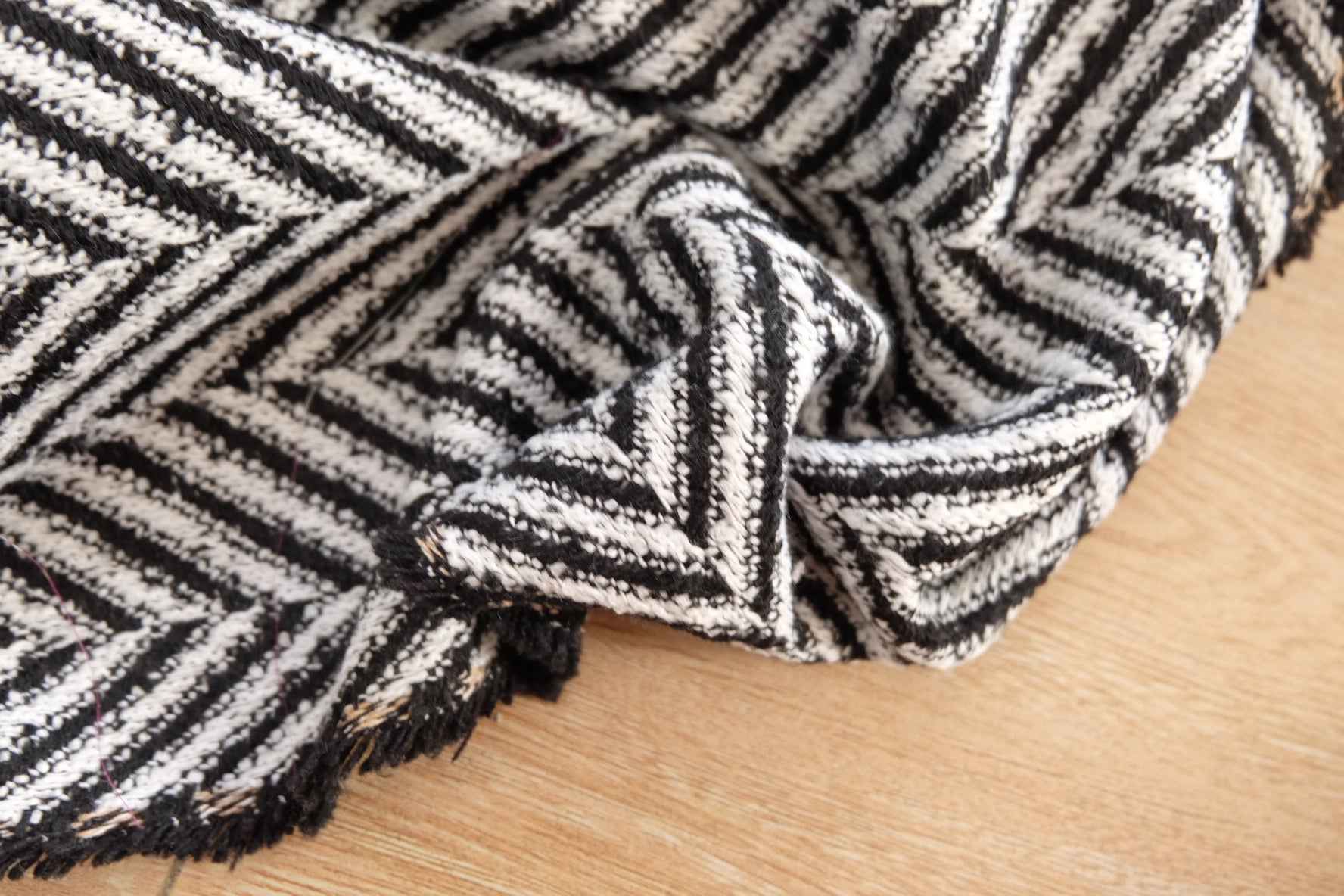 Black & Ivory Herringbone Tweed Fabric – Chanel - Inspired Bouclé, 2.2 Yards - BUBBO