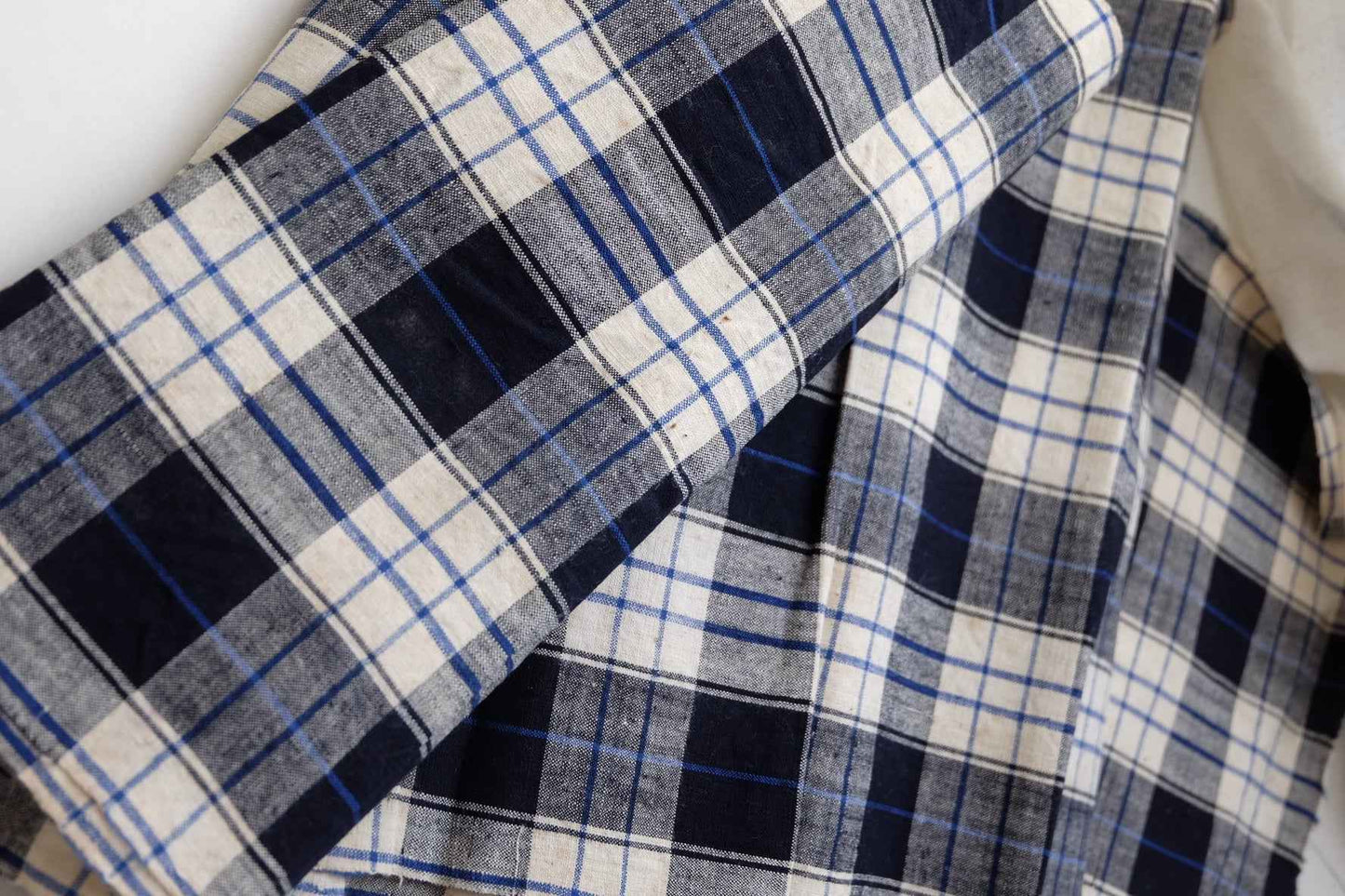 Blue - Accented Graph Check Tǔbù - Vintage Grid Pattern Fabric - BUBBO