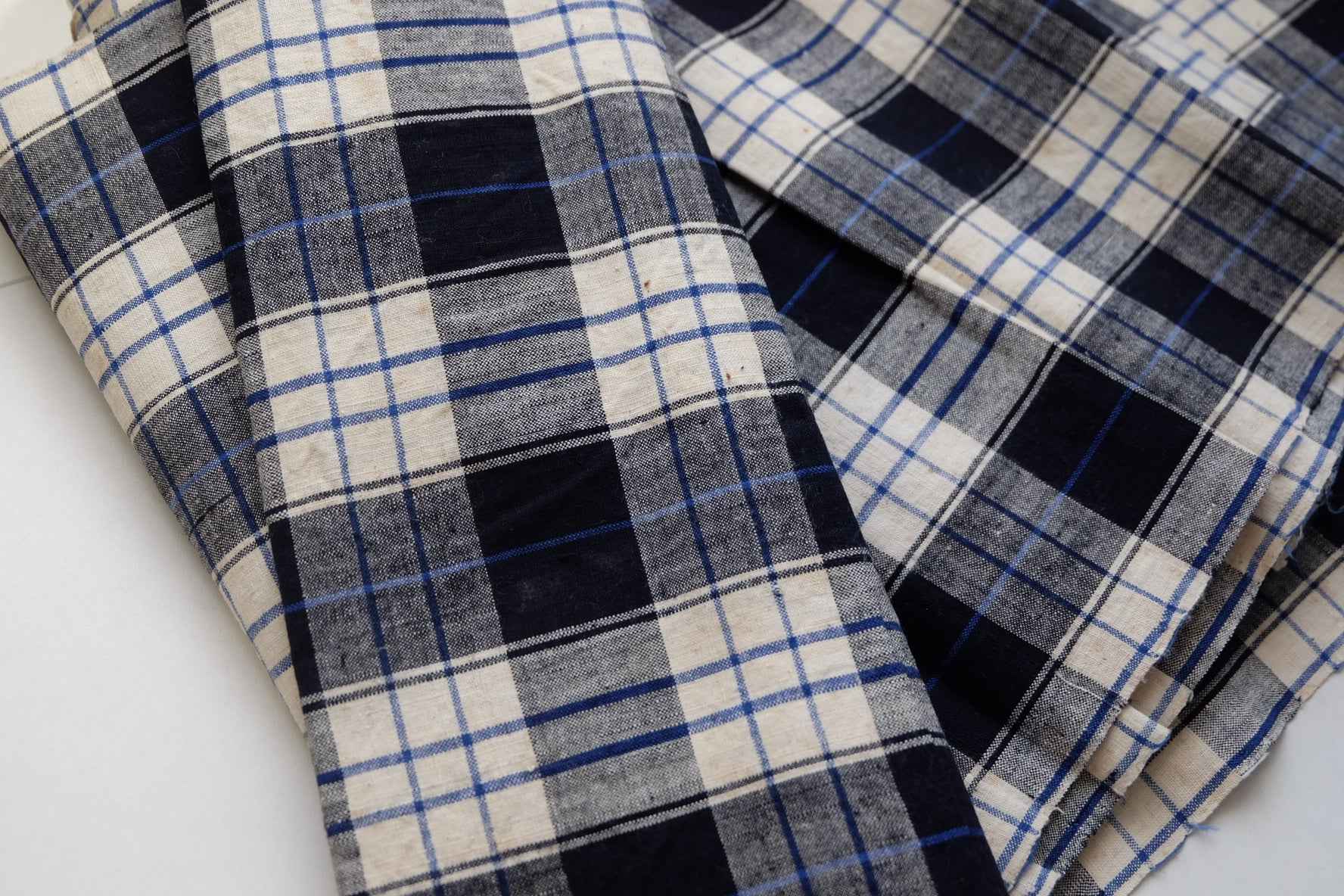 Blue - Accented Graph Check Tǔbù - Vintage Grid Pattern Fabric - BUBBO