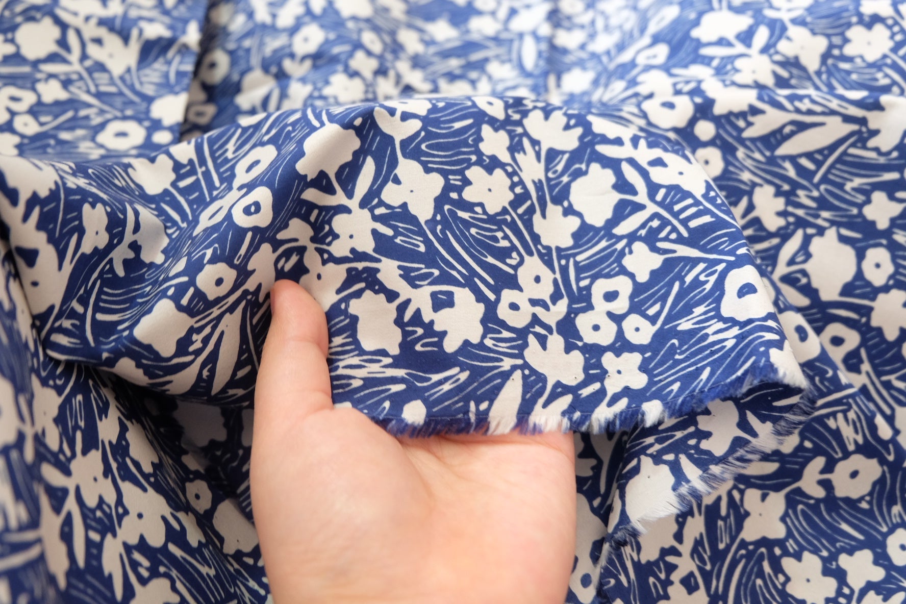 Blue Floral Cotton Poplin – Dress Fabric (3 Yards) - BUBBO