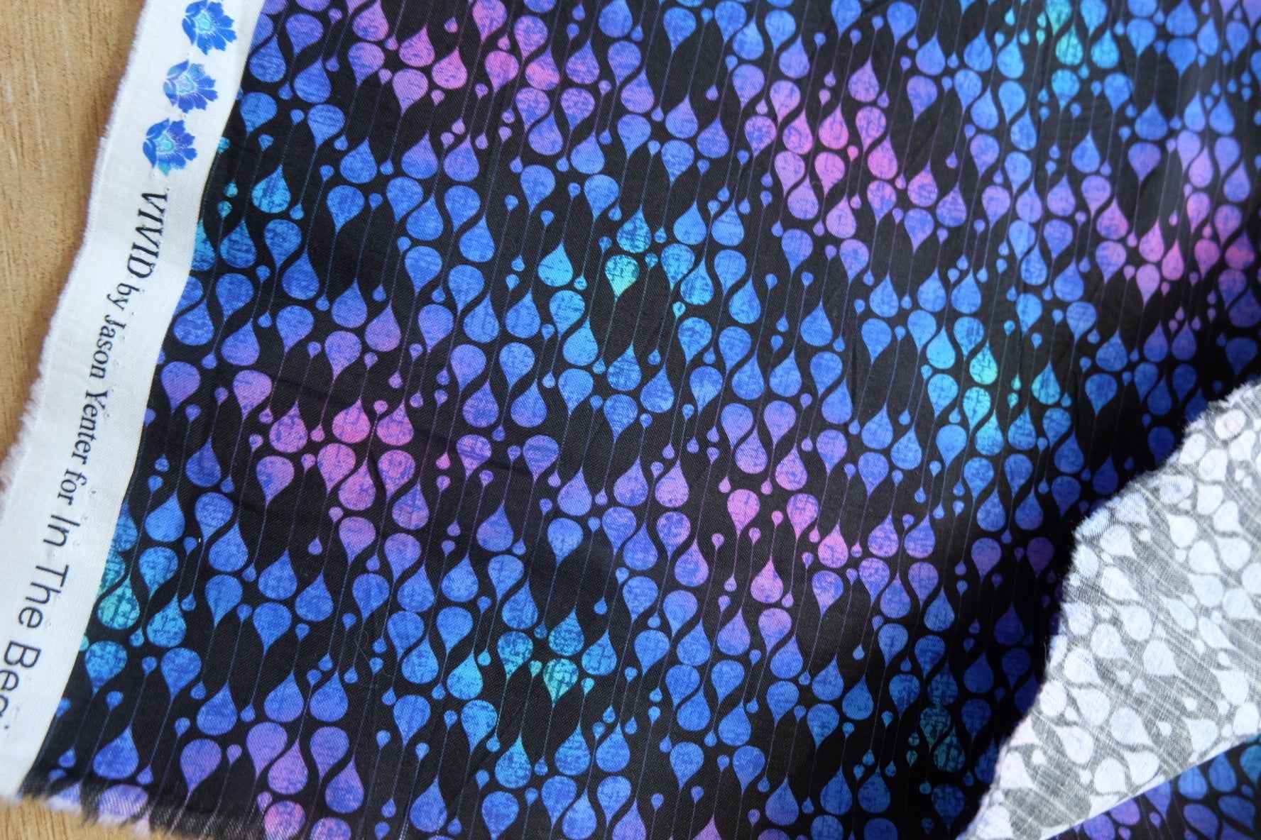 Blue Violet Graphic Cotton — 2.2 yd
