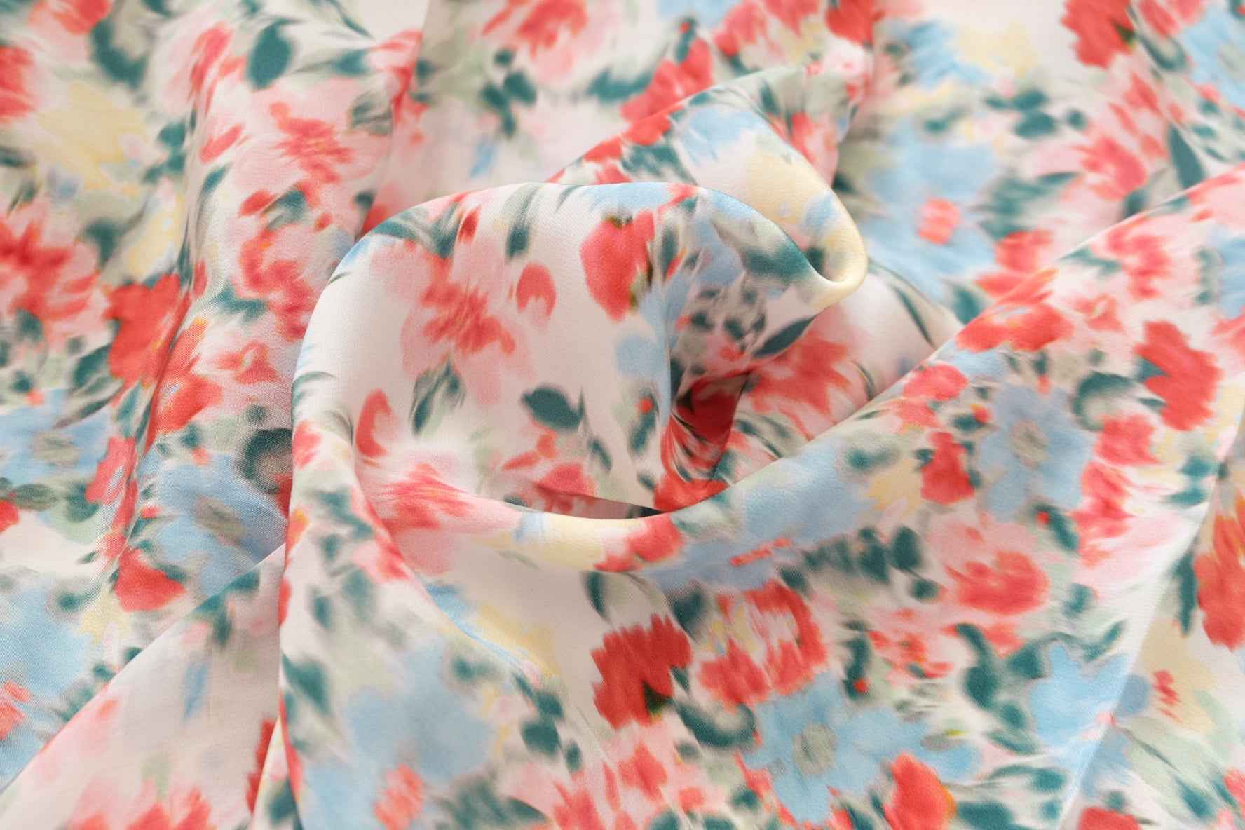 Blurred Floral Rayon Fabric — Fluid Drapey (2 Yard Piece)