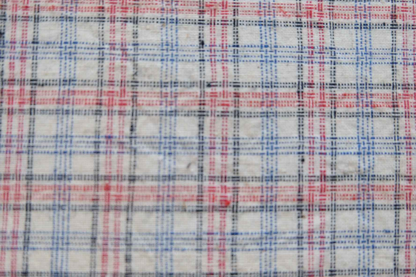 Blush Plaid: Pale Pink Check Tǔbù on White - 36cm Width - BUBBO