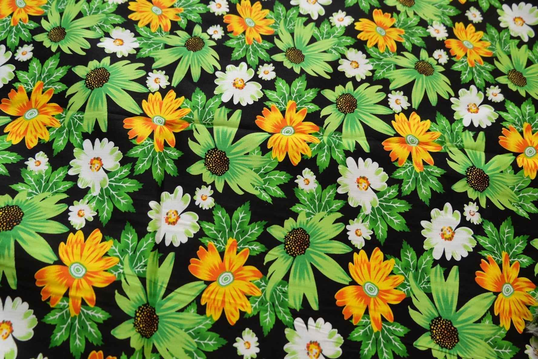 Bold Floral Cotton – High Contrast Retro Print | 3.28 yds Cut