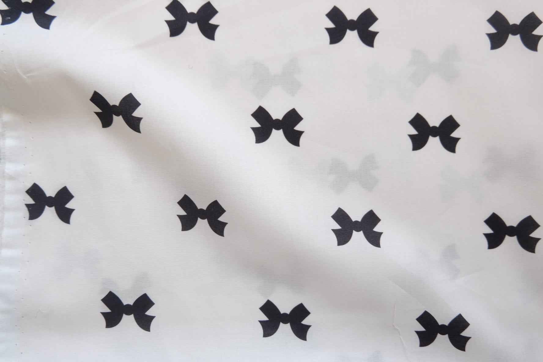 Bow Print Cotton Poplin Fabric – White with Black Mini Bows – Lightweight – 57” Wide – Approx. 4.4 Yards Available - BUBBO
