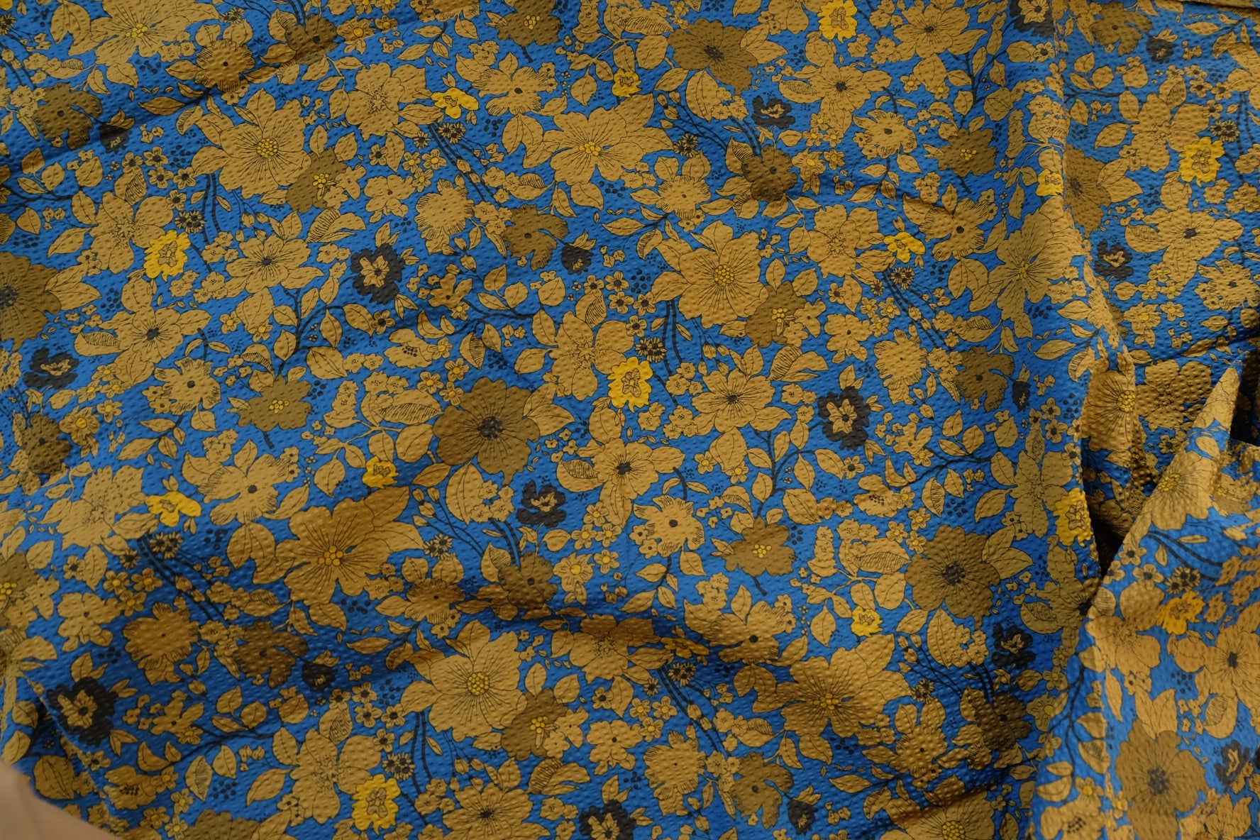 Brand Deadstock Seersucker Cotton – Floral Dress Fabric, ~3.3 Yards - BUBBO