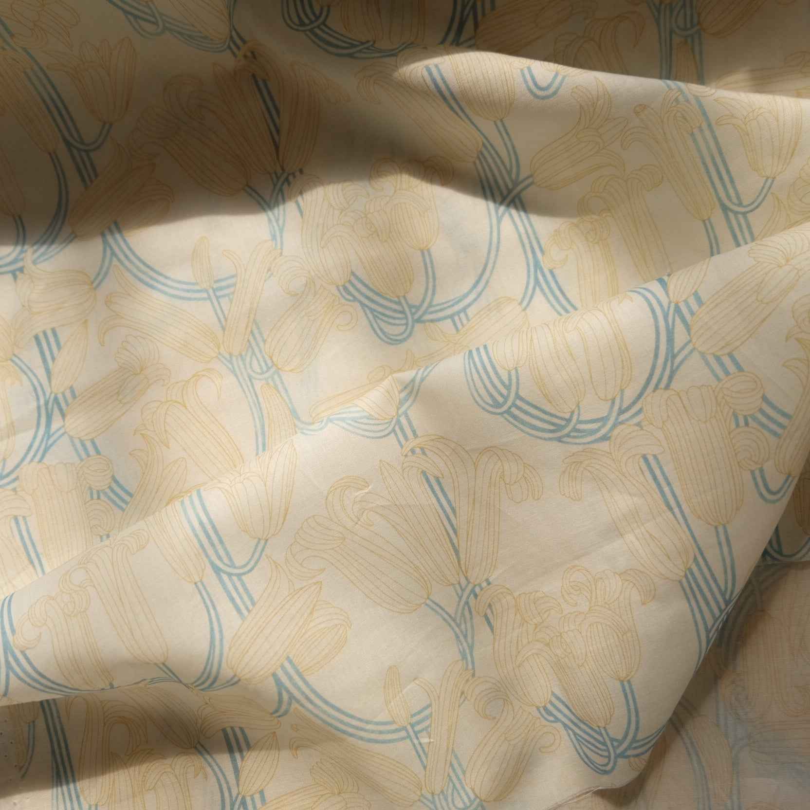Cream Line Floral Cotton Lawn — 3.1 yd