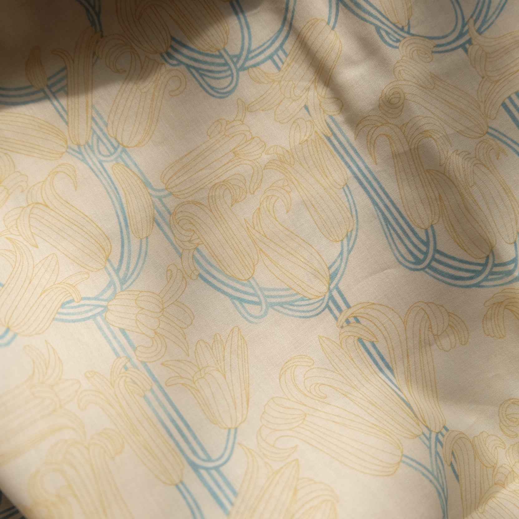 Cream Line Floral Cotton Lawn — 3.1 yd