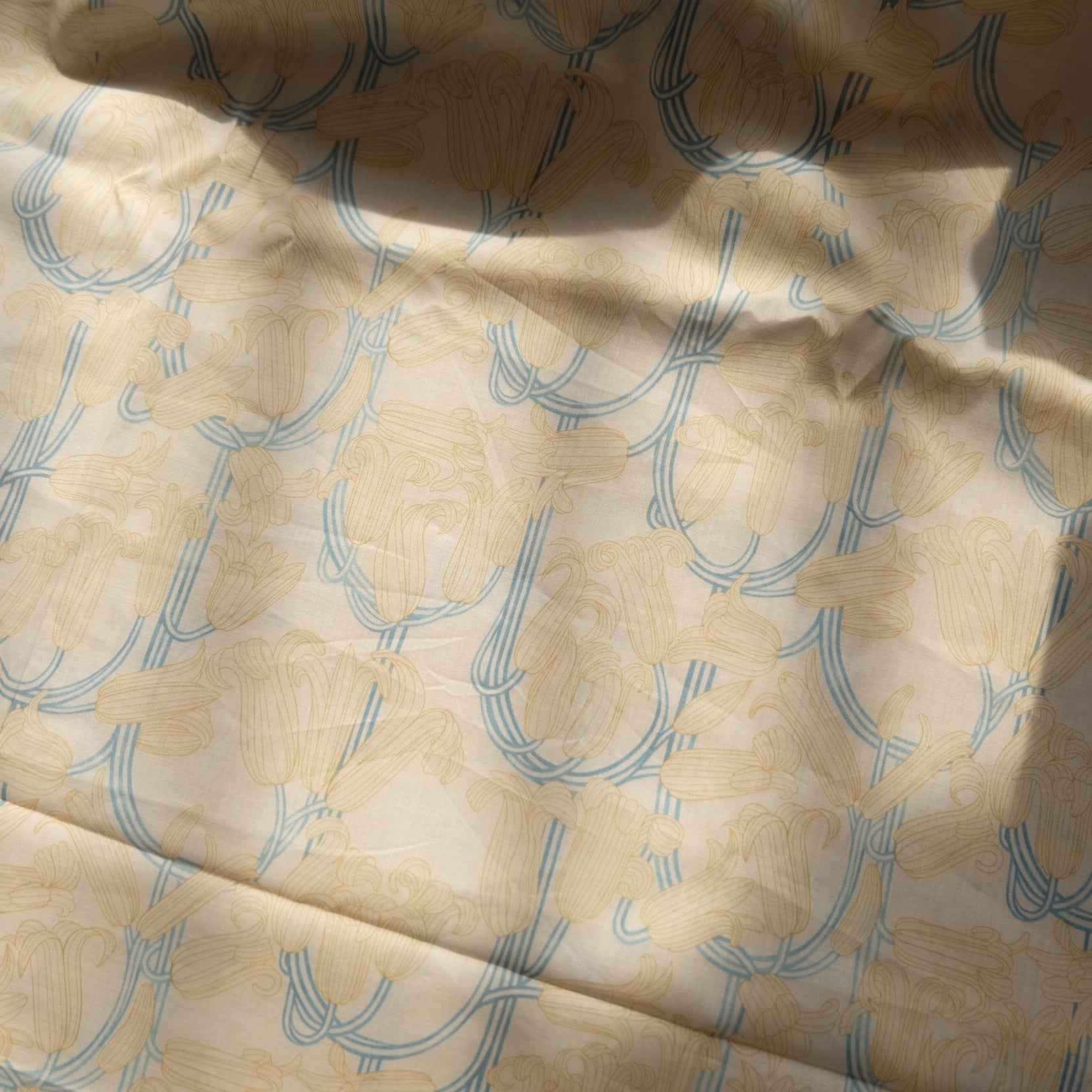 Cream Line Floral Cotton Lawn — 3.1 yd