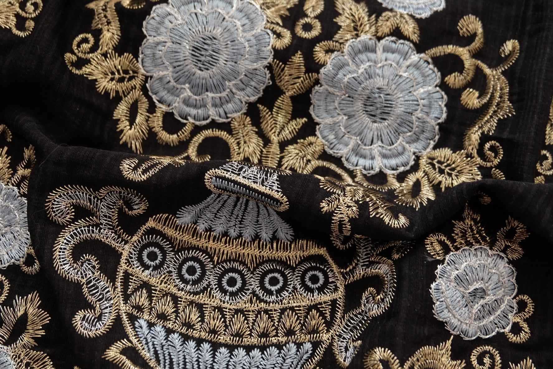 Double - Border Floral Embroidered Tencel - Cotton Fabric - 2 yds - BUBBO