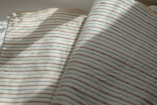 Emerald & Crimson: White Tǔbù with Hand - Spun Lines - 36.5cm Width - BUBBO