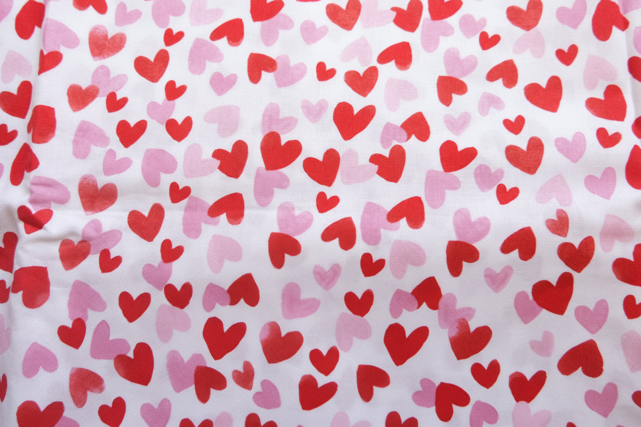 Heart Print Cotton – White Base – 43” Wide – Approx. 3.1 Yards Total – Sold by the Yard - BUBBO