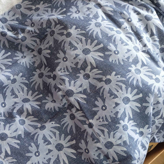 Indigo Daisy Cotton Linen Blend – 3.28 Yards