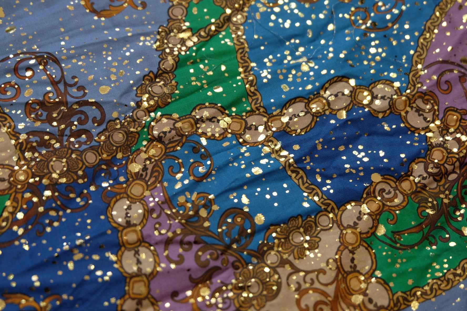 Italian 80s Cotton Lawn with Gold Foil – Ultra Lightweight | 3.3 yds - BUBBO