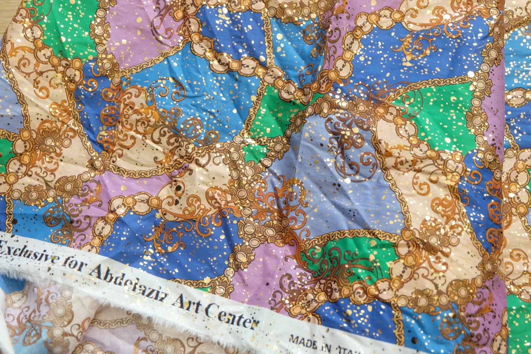 Italian 80s Cotton Lawn with Gold Foil – Ultra Lightweight | 3.3 yds - BUBBO