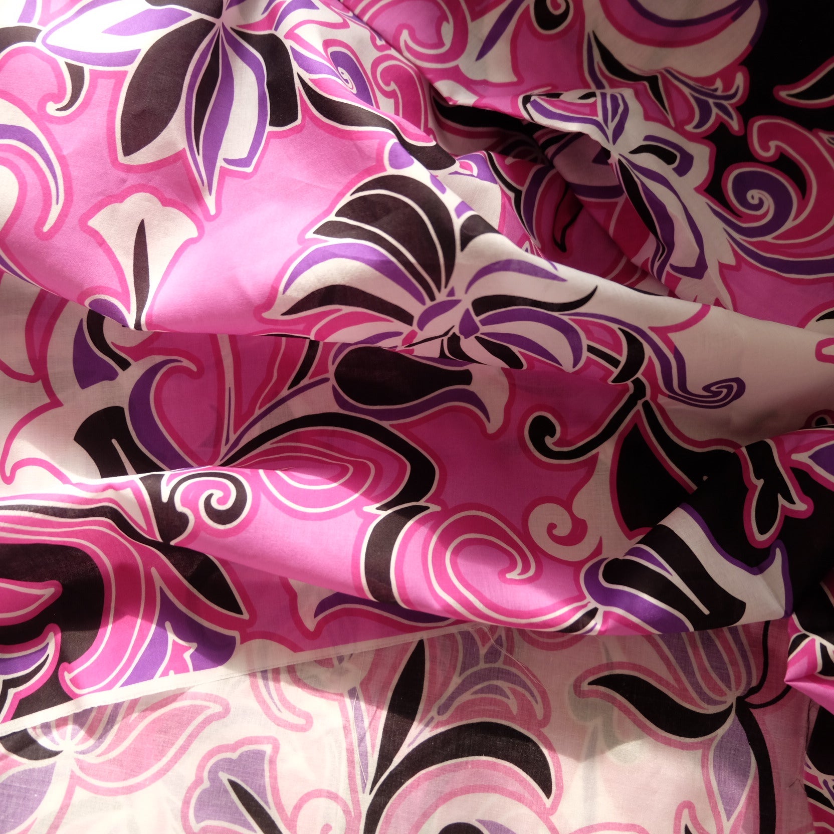 Italian Pink & Violet Swirl Print Silk — 2.4 yd - BUBBO