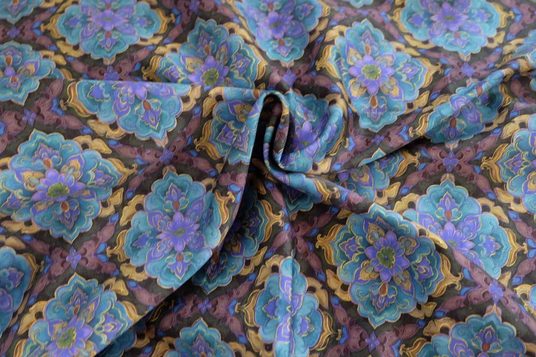 Jewel Medallion Stretch Cotton Sateen Fabric — 1.64 Yards