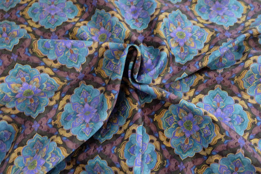 Jewel Medallion Stretch Cotton Sateen Fabric — 1.64 Yards