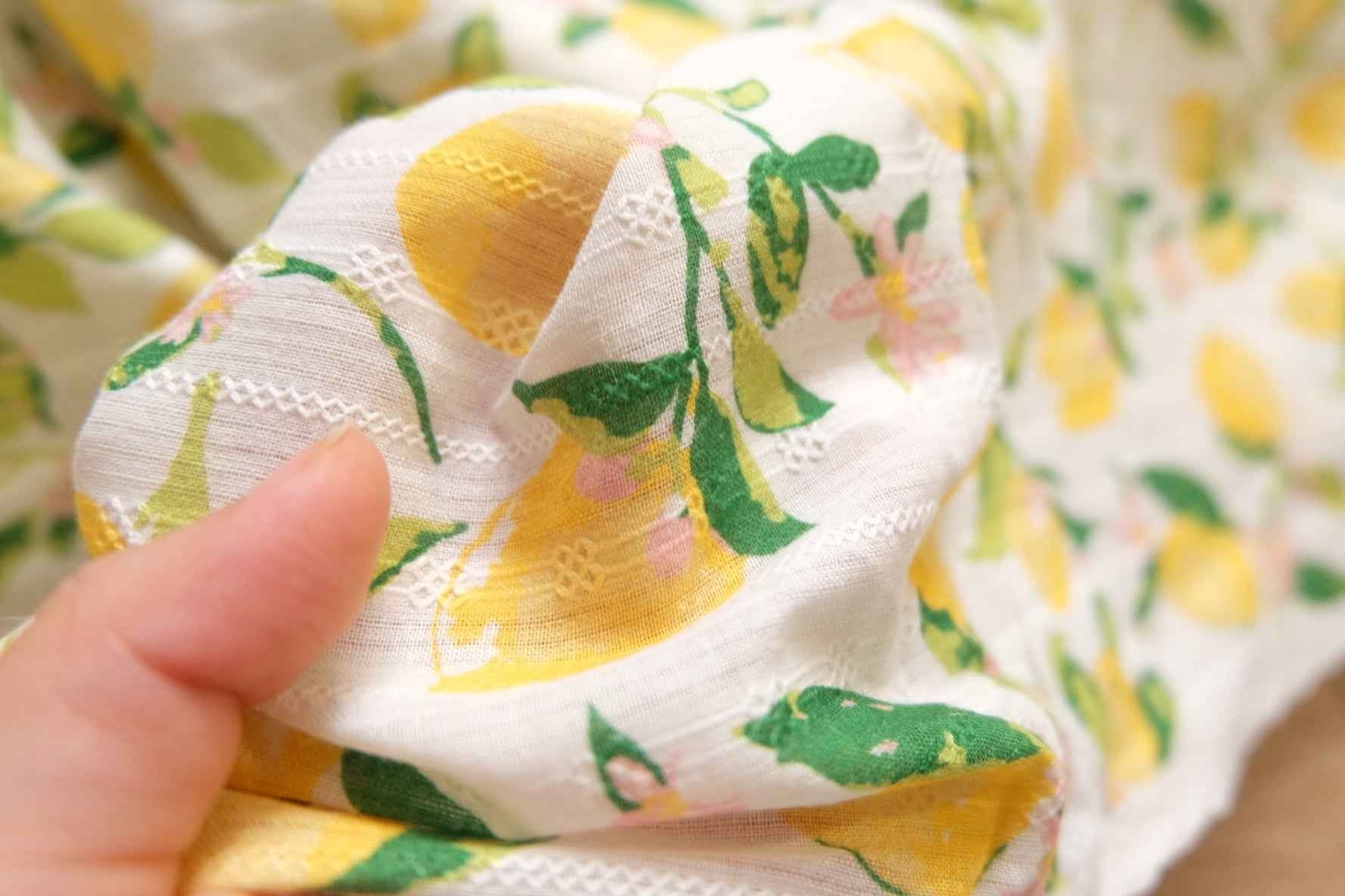 Lemon Jacquard Cotton – Sheer Textured Summer Print | 3.28 yds Cut