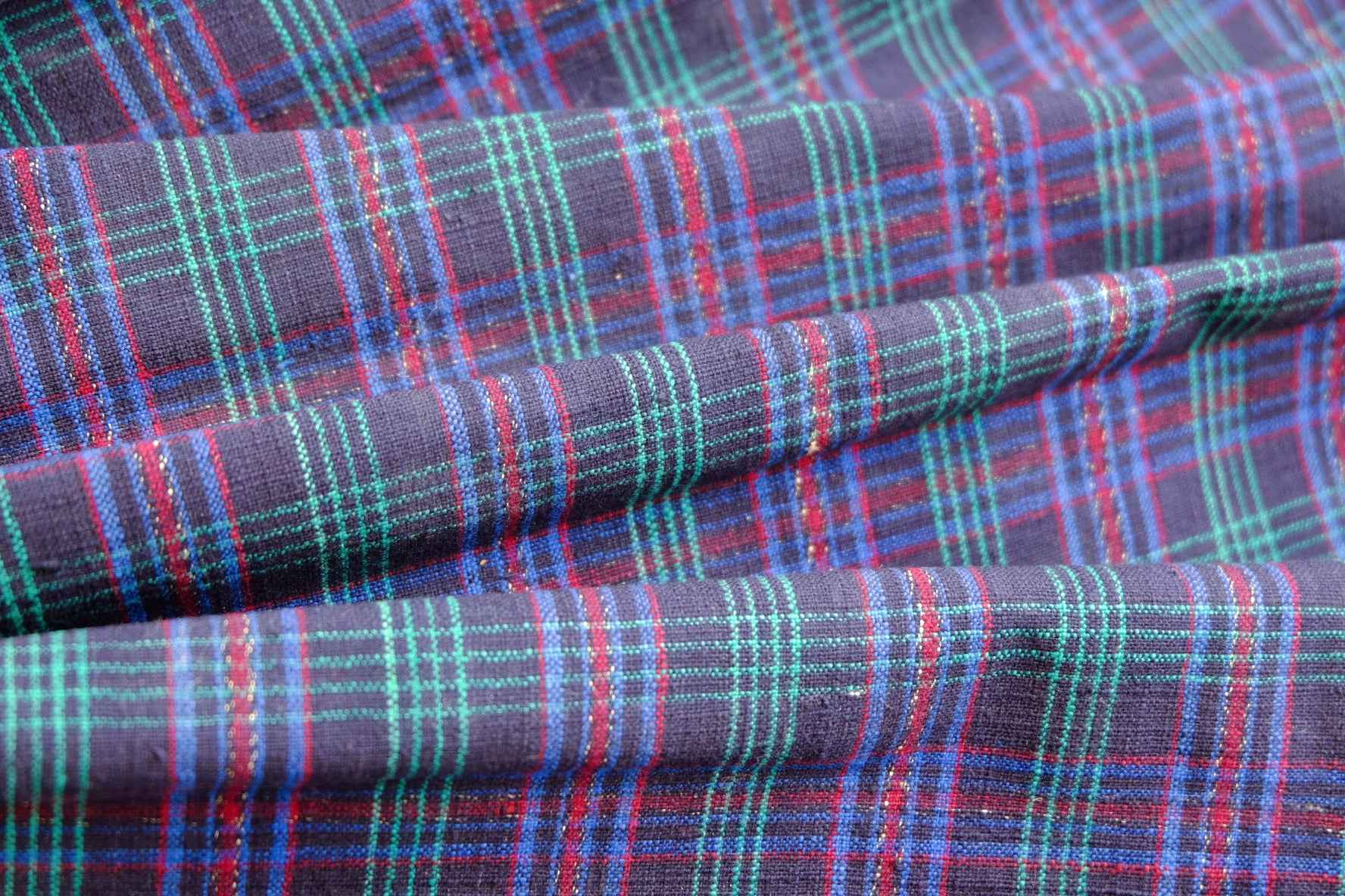 Navy Grid Tǔbù with Emerald & Crimson Accents - 38cm Width - BUBBO