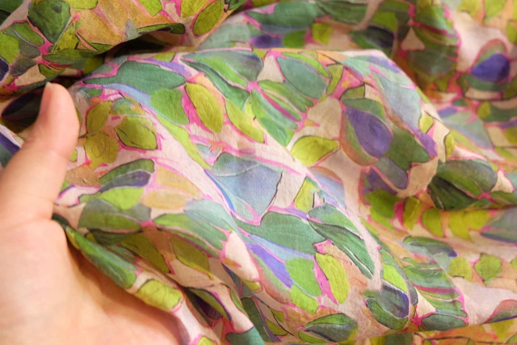 Painterly Tencel – Airy Abstract Floral | 3.28 yds Cut