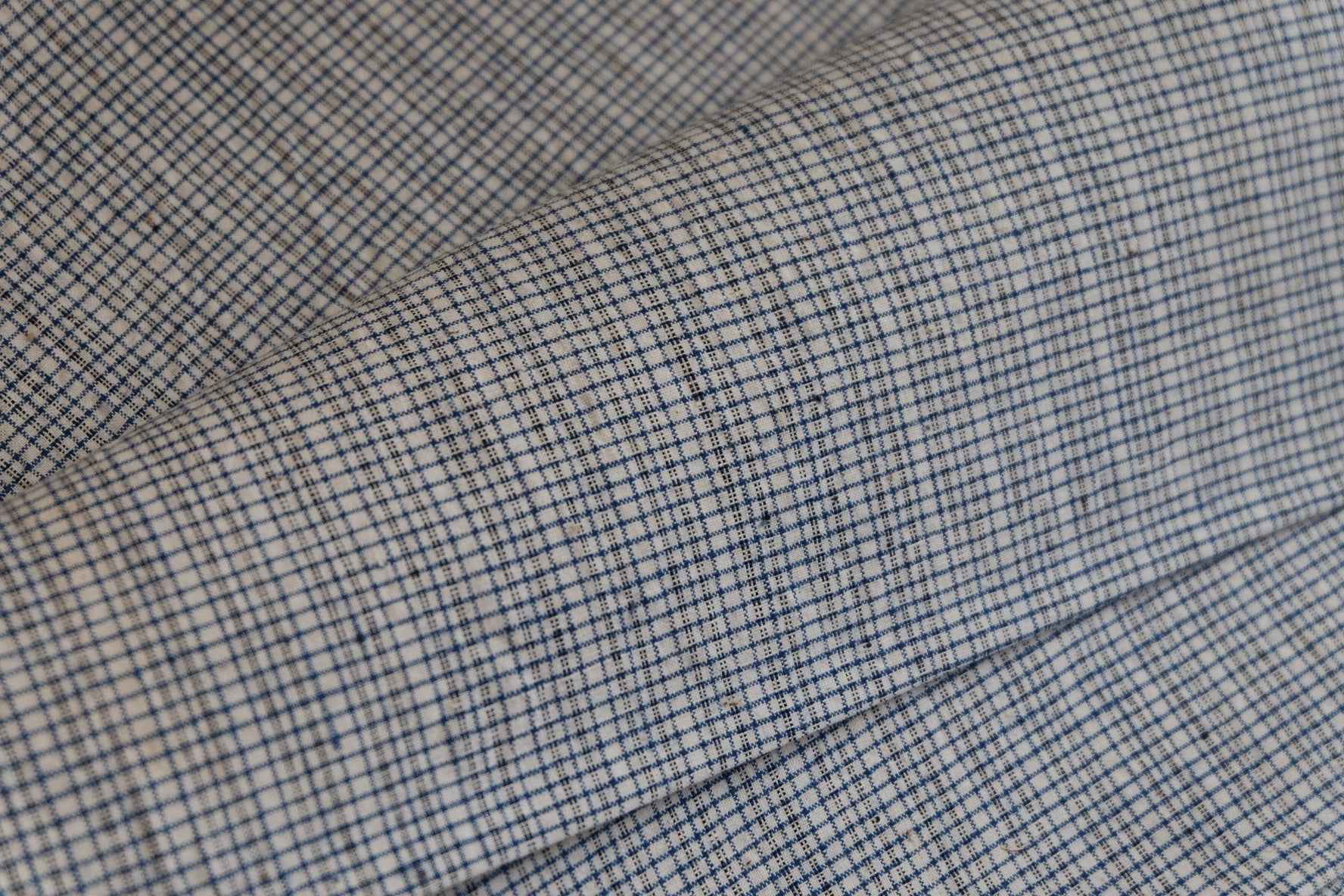 Petite Check: White - Based Small Grid Tǔbù - 35cm Width - BUBBO