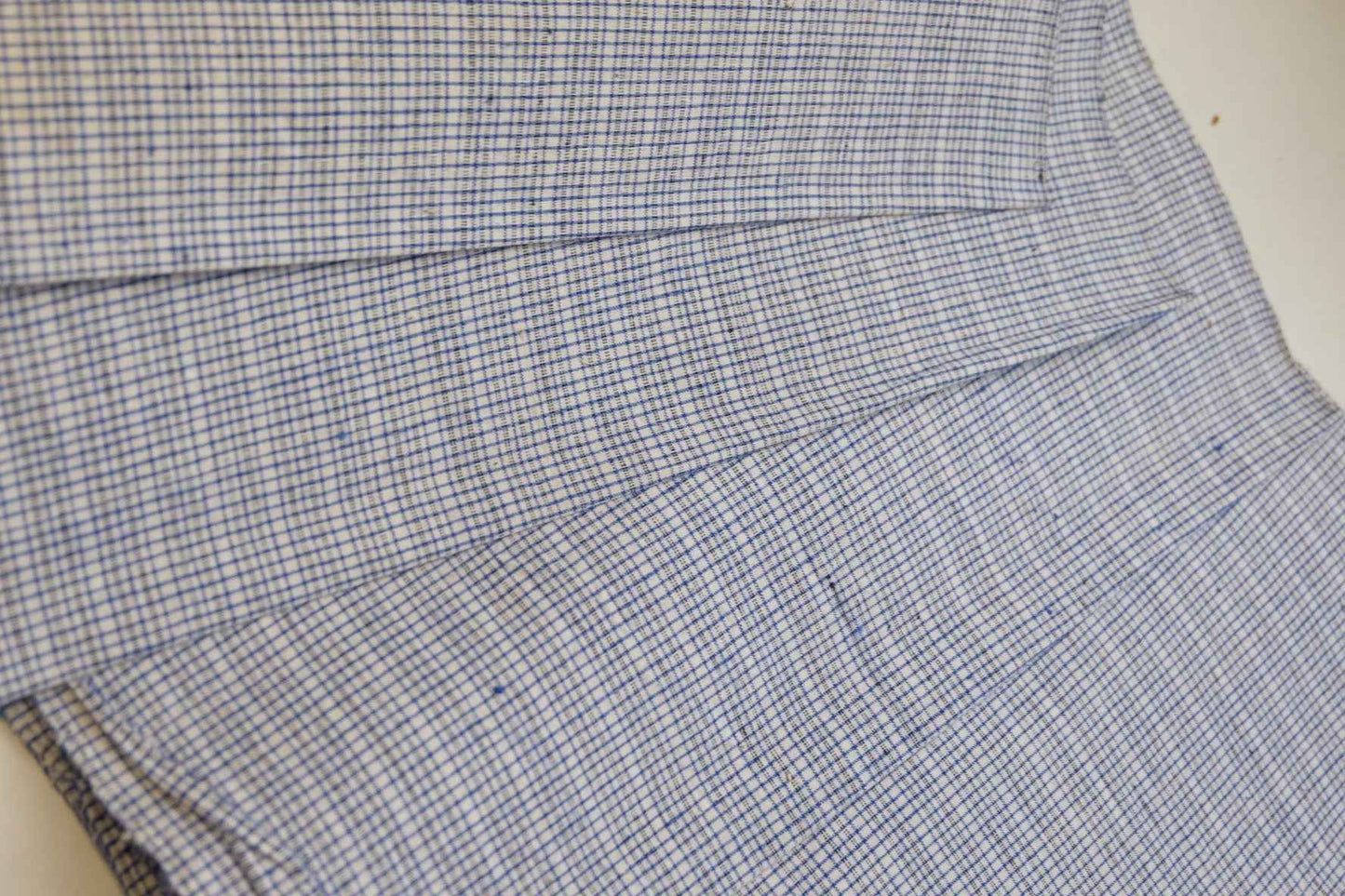 Petite Check: White - Based Small Grid Tǔbù - 35cm Width - BUBBO