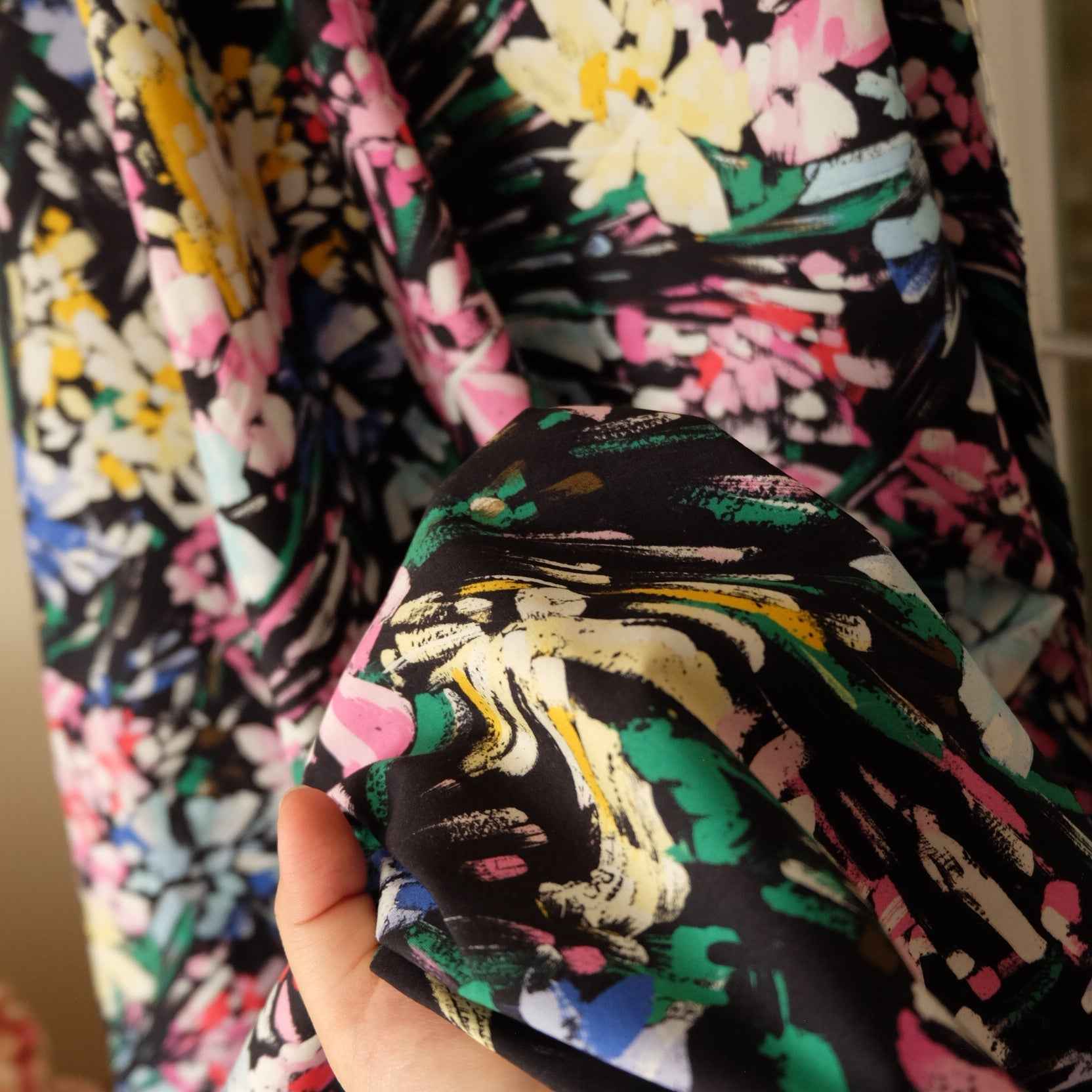 Phillip Lim Designer Cotton Floral – Structured Fabric for Skirts & Jackets (2.19 yds)