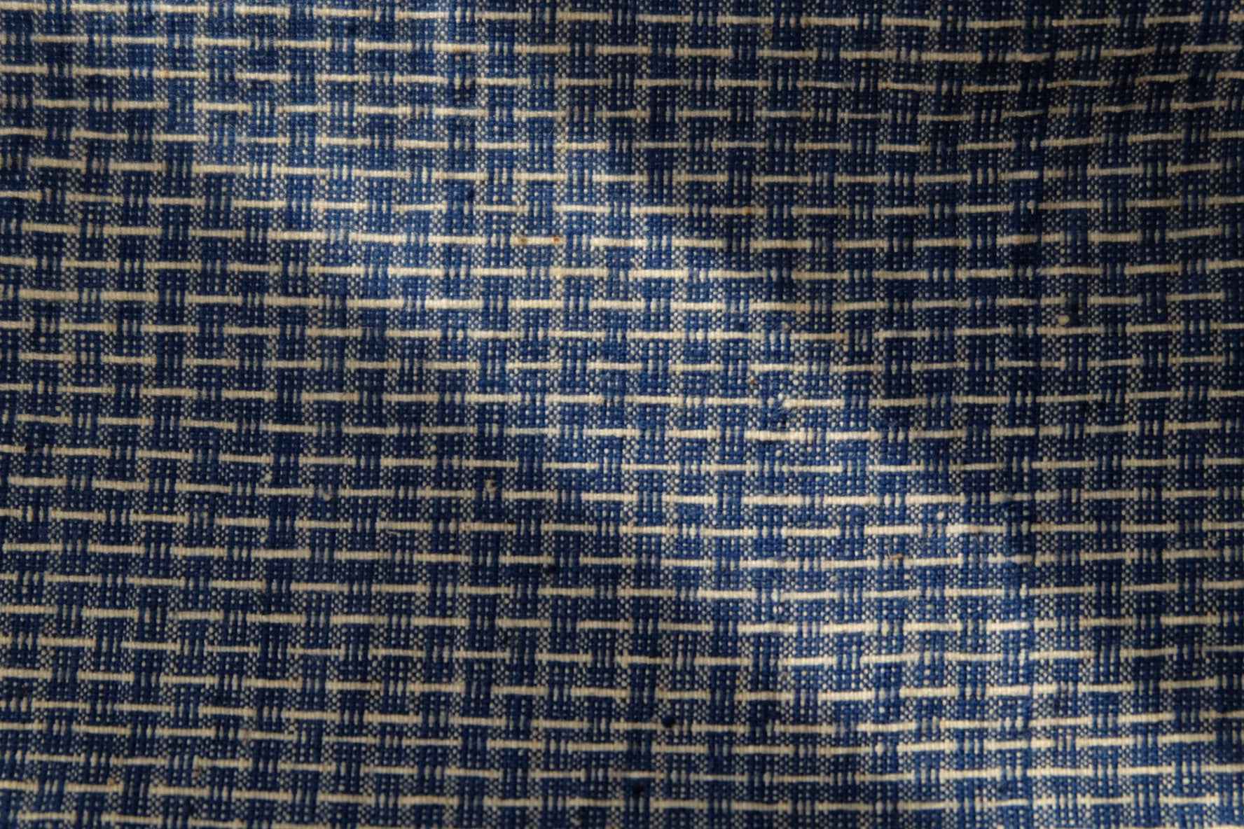 Shanghai 'City Wall' Embossed Cloth - Rare Blue Southern Tǔbù - BUBBO