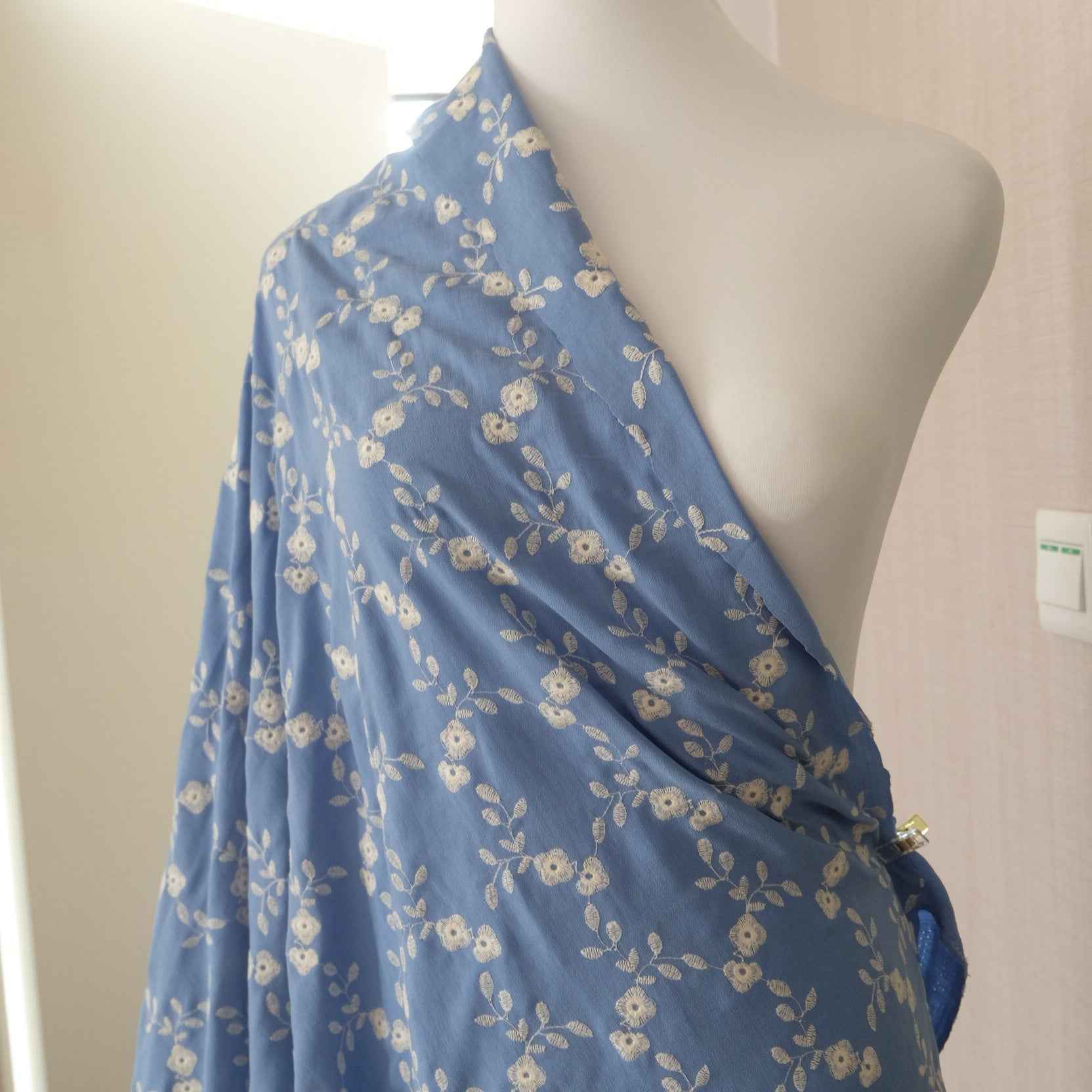 Sky Blue Embroidered Floral Fabric – Medium Weight Drapey Dress Fabric (2.19 yds)