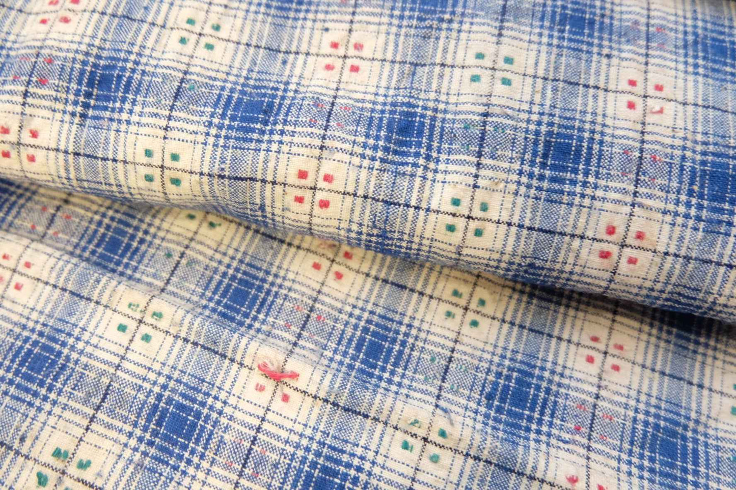 Southern Tǔbù Artisanry: The 'Four - Point Meditation' Panel - BUBBO